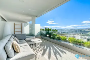 3 bedroom Apartment for Sale in Estepona