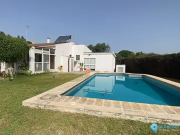 5 bedroom House for Sale in New Golden Mile
