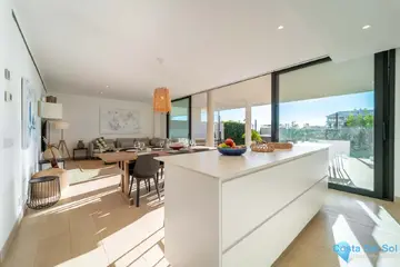 2 bedroom Apartment for Sale in Fuengirola-17819