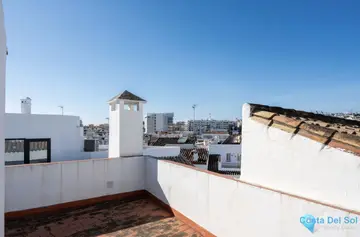 5 bedroom House for Sale in Estepona-52063