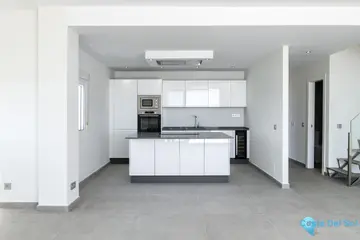 3 bedroom Apartment for Sale in Estepona-52120