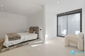 5 bedroom House for Sale in New Golden Mile-52482