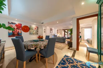 3 bedroom Apartment for Sale in New Golden Mile-52526