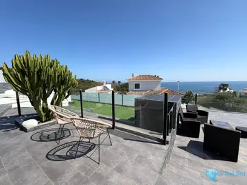 3 bedroom House for Sale in Algeciras-13143