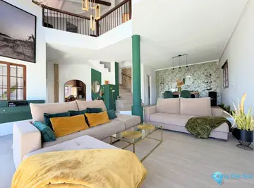 3 bedroom House for Sale in Algeciras-13136