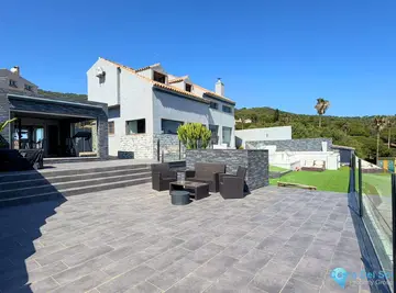 3 bedroom House for Sale in Algeciras-13142
