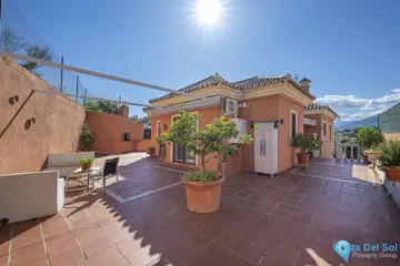 4 bedroom House for Sale in La Quinta-11023