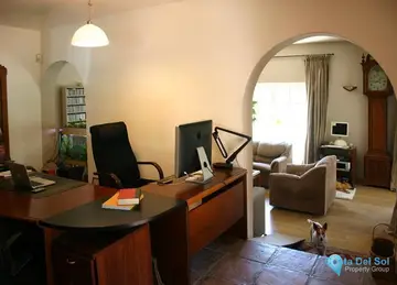 2 bedroom House for Sale in Benahavís-53281