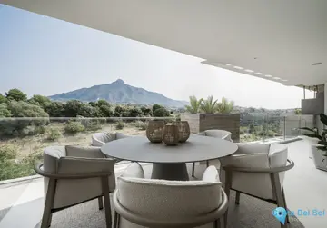 2 bedroom Apartment for Sale in Nueva Andalucía-53350