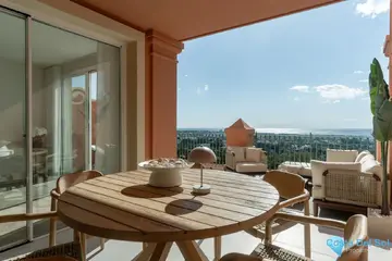 4 bedroom House for Sale in La Quinta