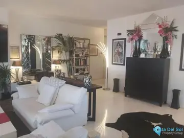 3 bedroom Apartment for Sale in Marbella-11099