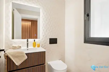 4 bedroom House for Sale in The Golden Mile-53822