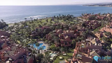 3 bedroom Apartment for Sale in New Golden Mile-53886