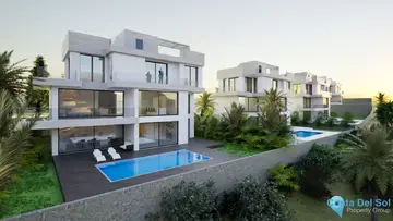 5 bedroom House for Sale in Estepona