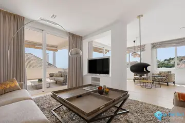 4 bedroom Apartment for Sale in Marbella-54094