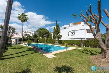3 bedroom House for Sale in Nueva Andalucía-11175