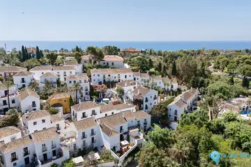 3 bedroom House for Sale in The Golden Mile