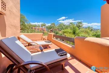 2 bedroom Apartment for Sale in Puerto Banús-54380
