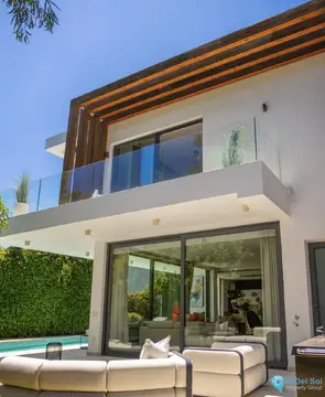 4 bedroom House for Sale in Benahavís-54400