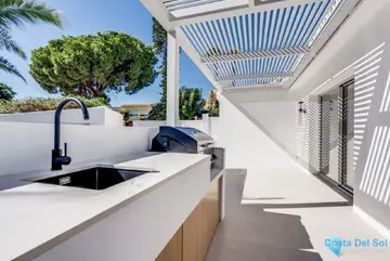 4 bedroom House for Sale in Marbella-54463