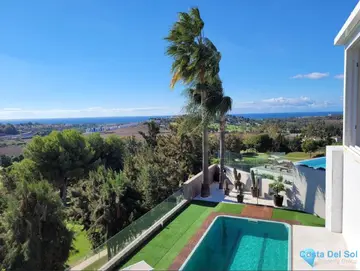 4 bedroom House for Sale in Benahavís-54530