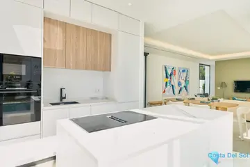 5 bedroom House for Sale in Estepona-54720
