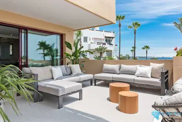 3 bedroom Apartment for Sale in New Golden Mile-54793