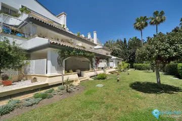 2 bedroom Apartment for Sale in New Golden Mile-11250