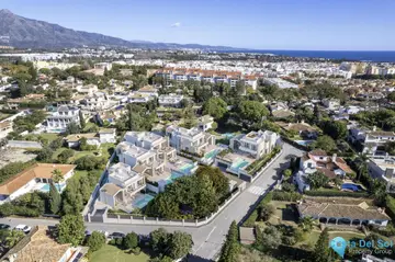 5 bedroom House for Sale in Marbella-55144