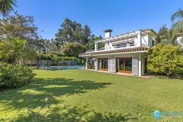 5 bedroom House for Sale in New Golden Mile-55192