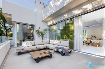 6 bedroom House for Sale in Marbella-55255