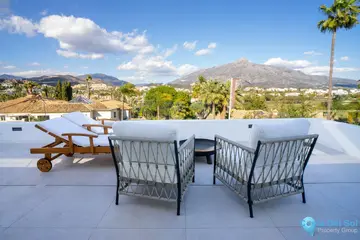 5 bedroom House for Sale in Marbella-55346