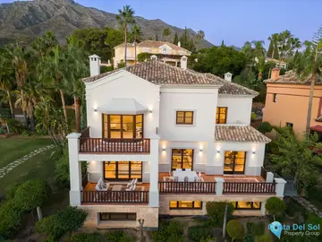 5 bedroom House for Sale in New Golden Mile