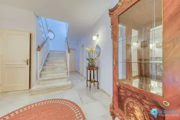 6 bedroom House for Sale in Nueva Andalucía-55560