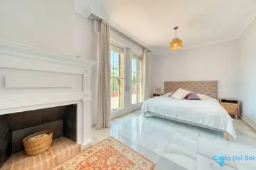 6 bedroom House for Sale in Nueva Andalucía-55562