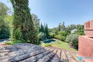 6 bedroom House for Sale in Nueva Andalucía-55565