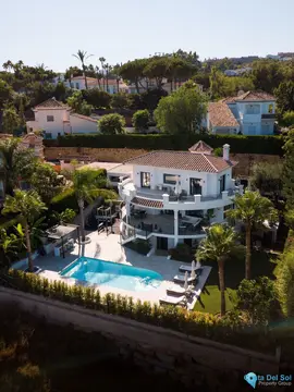 5 bedroom House for Sale in La Quinta-55717