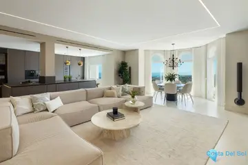 4 bedroom Apartment for Sale in Marbella-55785