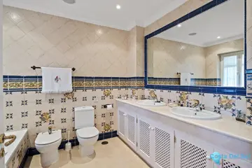 4 bedroom House for Sale in Benahavís-55937