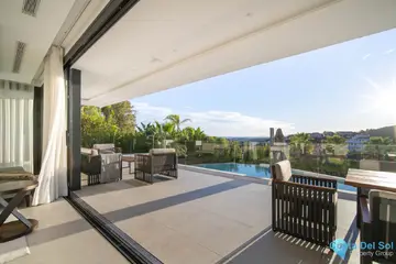 4 bedroom House for Sale in Nueva Andalucía-55932
