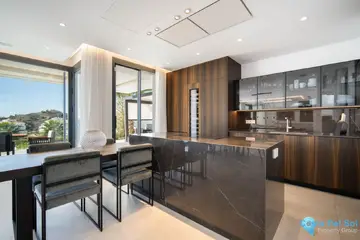 4 bedroom House for Sale in Nueva Andalucía-55942