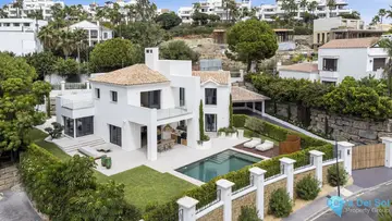 4 bedroom House for Sale in Benahavís-56019