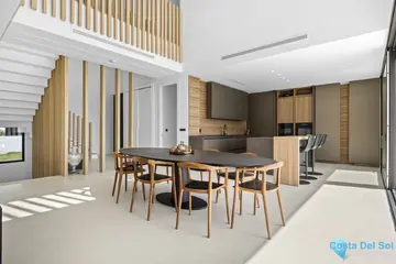 4 bedroom House for Sale in Benahavís-56078
