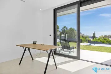 4 bedroom House for Sale in Benahavís-56082