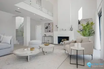 5 bedroom House for Sale in Los Flamingos-56095
