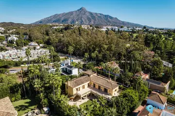 5 bedroom House for Sale in Marbella
