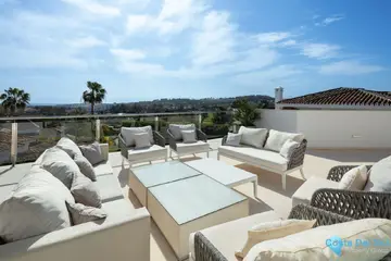 5 bedroom House for Sale in Nueva Andalucía-56223