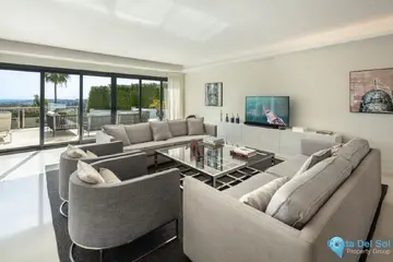 5 bedroom House for Sale in Nueva Andalucía-56228