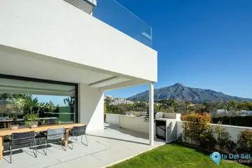 5 bedroom House for Sale in Nueva Andalucía-56286