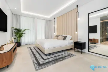 6 bedroom House for Sale in San Pedro de Alcántara-56344
